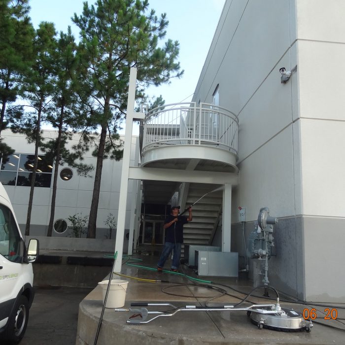 MGS_Supply_And_Services_Gallery-Power_Wash-8